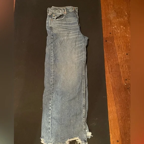 American Eagle Jeans - Picture 2 of 4